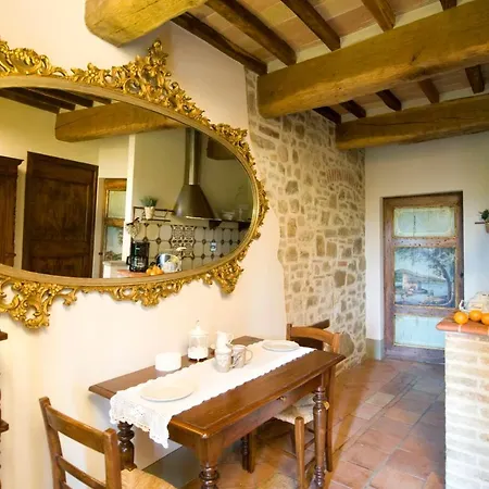 Lantgård San Crispolto Passignano sul Trasimeno
